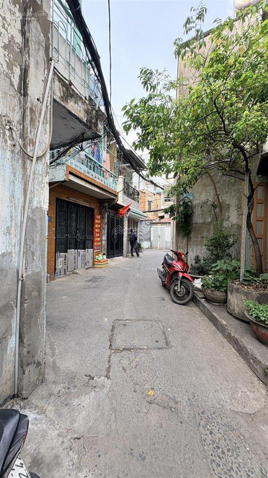 Hẻm 4m ni sư huỳnh liên phường 10 tân binh dt 3x8 (kết cấu 1 trệt 1 lầu) sồ vuong a4
.