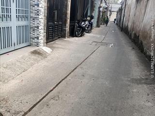 Bán nhà gò cẩm đệm phường 10 tân bình. 3 tầng. nhà mới đẹp. dt 4.7x13m. 3 tầng đúc btct chắc chắn