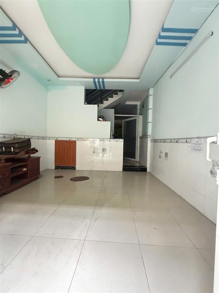 Chủ gửi bán gấp gấp nhà. 146/kênh tân hóa hẻm 3m cách 15m ra mắt tiền. cao văn ngọc. giáp bệnh viện