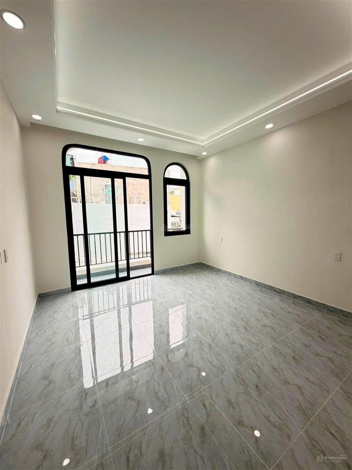 Cho thuê nhà hẻm ô tô 616 âu cơ, phường 10, tân bình