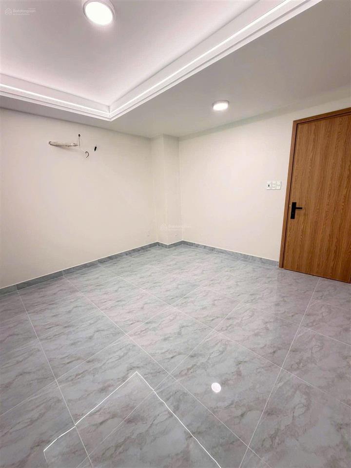 Cho thuê nhà hẻm ô tô 616 âu cơ, phường 10, tân bình