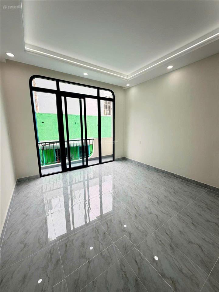 Cho thuê nhà hẻm ô tô 616 âu cơ, phường 10, tân bình