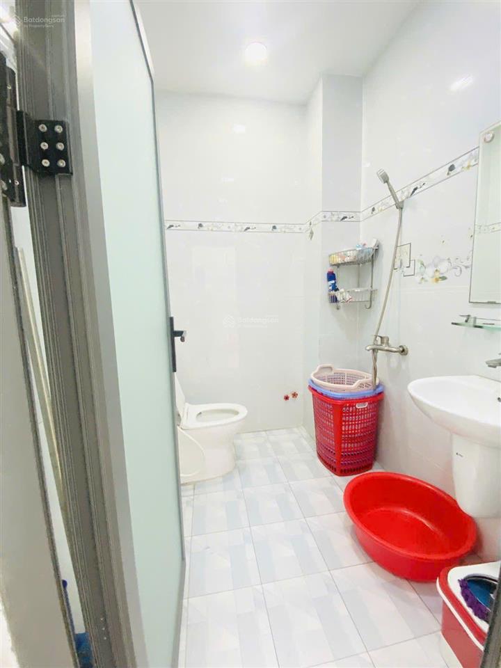 Cho thuê nhà phường 11, quận tân bình vị trí hồng lạc, p.11, tân bình diện tích 33m