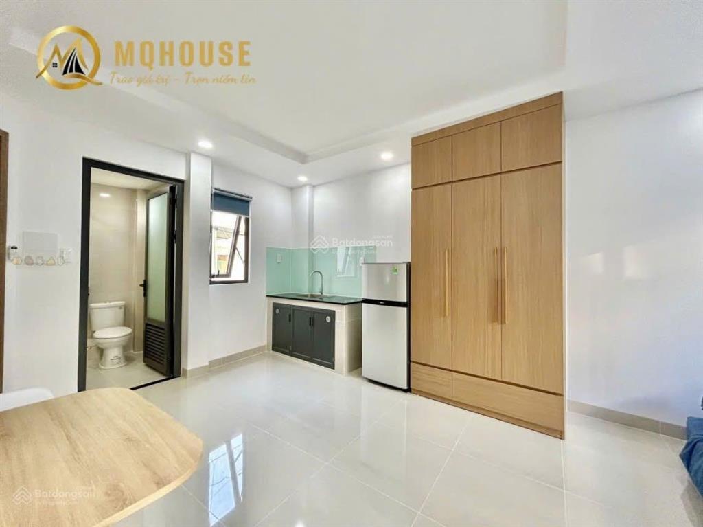 Cho thuê nhà chdv 5phòng 5wc ( 5x16,2 ) trệt 3 lầu st quận 3 gần bờ kè hoàng sa