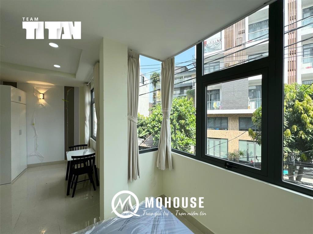 1 phòng ngủ studio gần vincom nguyễn xí, đại học văn lang, full nội thất có thang máy giáp gigamall