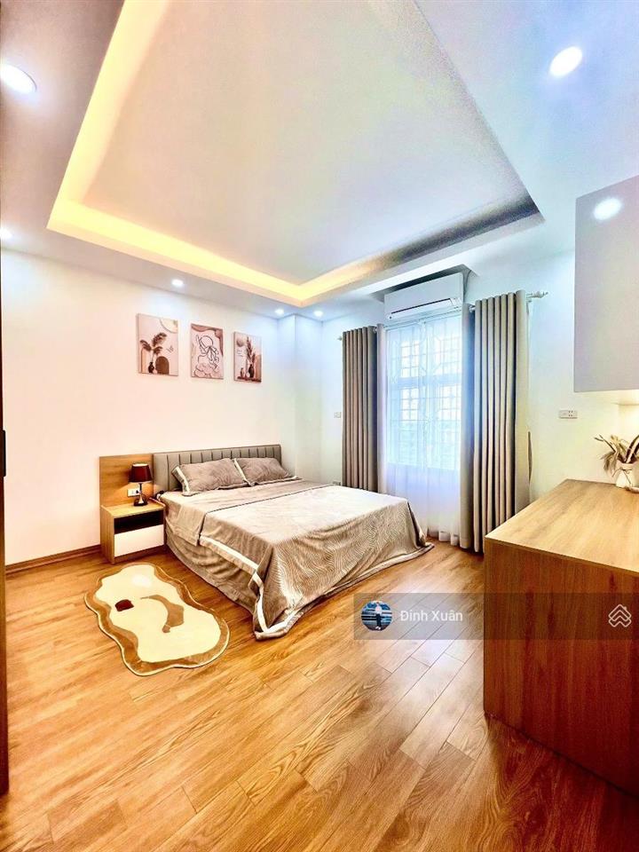 Bán gấp tập thể giảng võ 70m 3 ngủ 2 wc thoáng sáng full đồ ở ngay