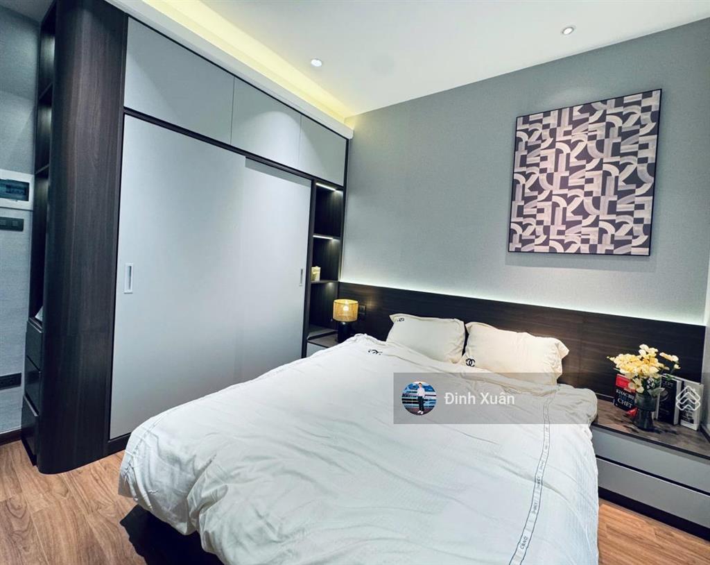 Bán gấp nhà tập thể thái thịnh 65m 2 ngủ thoáng sáng full đồ ở ngay