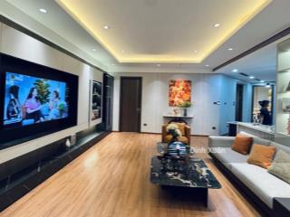 Bán gập nhà tập thể tầng 2 ngay phố nguyễn thái học 80m otothoáng sáng full đồ ở ngay