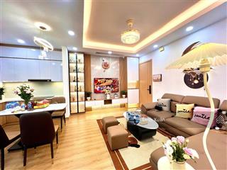 Bán gấp nhà tập thể ngay phố vũ trọng phụng90m 3 ngủ 2 wc  thoáng sáng full đồ ở ngay