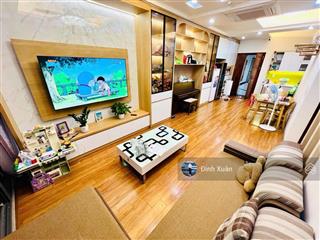 Bán gấp tập thể đại la 70m 3 ngủ 2 wc thoáng sáng full đồ ở ngay