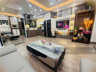 Bán gấp nhà tập thể thái thịnh 60m 2 ngủ thoáng sáng full đồ ở ngay