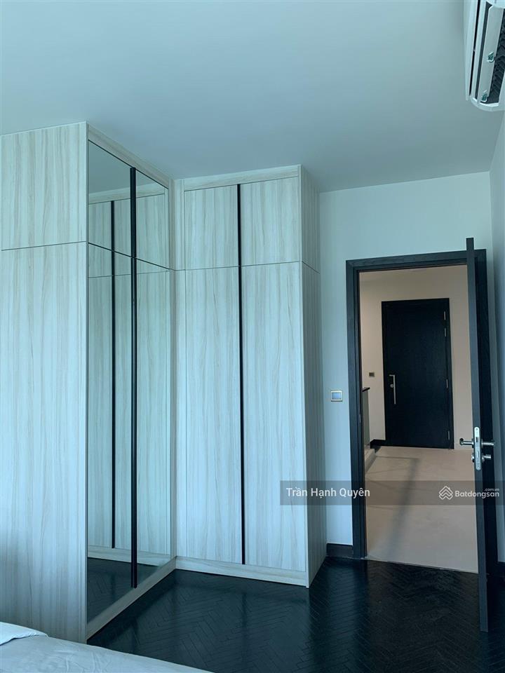 Duplex 3pn  133m2  nhà trống  giá tốt nhất hiện tại  14,8 tỷ bao trọn  ban công nhìn landmark