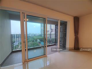 Chỉ 15.5 tỷ( bao thuế phí) sở hữu ngay căn hộ 4pn  view thoáng tầng cao  160m2  ban công hồ bơi
