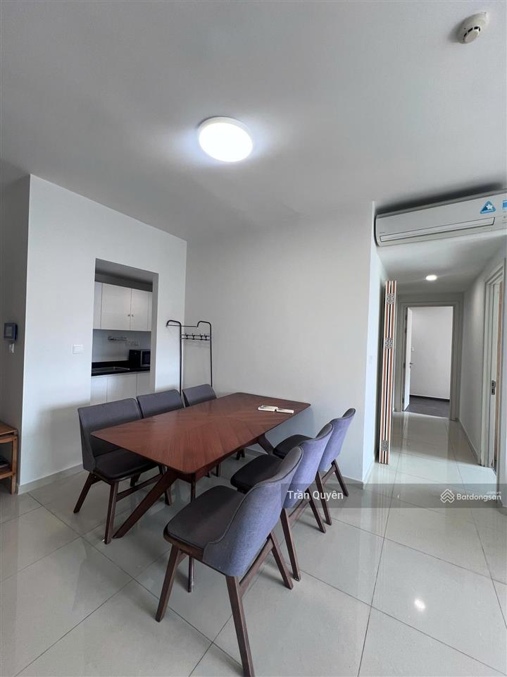 Update căn hộ 2pn diện tích lớn nhất 98m2  giá tốt nhất 8,2 tỷ nhận nhà liền  tầng cao