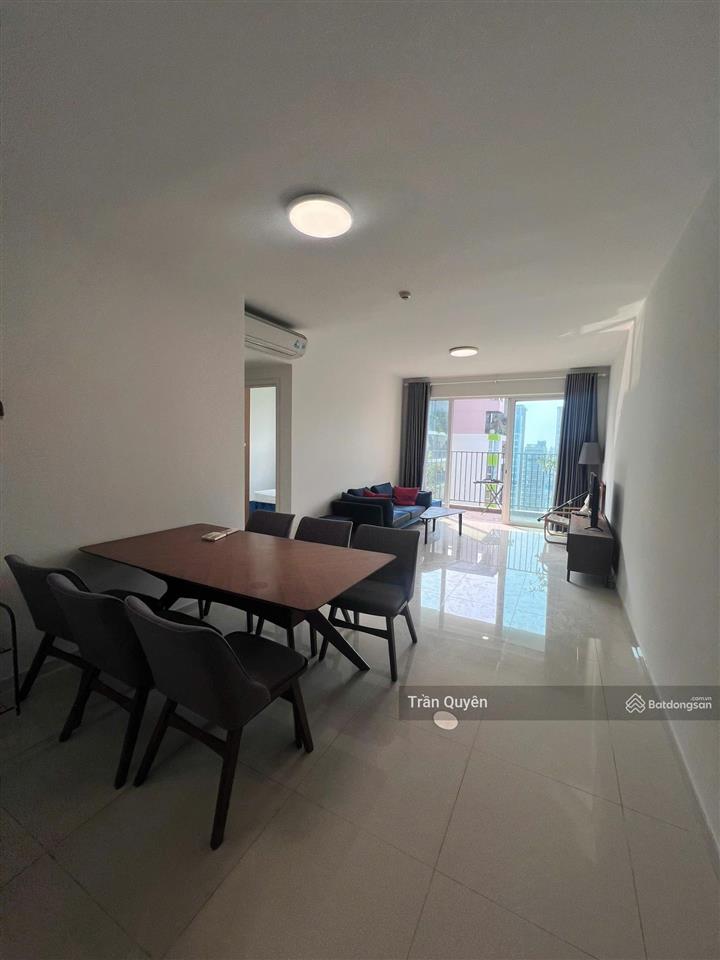 Update căn hộ 2pn diện tích lớn nhất 98m2  giá tốt nhất 8,2 tỷ nhận nhà liền  tầng cao