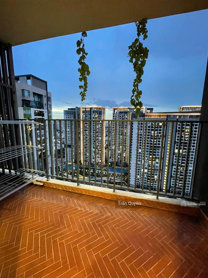 Update căn hộ 2pn diện tích lớn 90m2  giá tốt nhất 8,3 tỷ nhận nhà liền  tầng cao  view nội khu