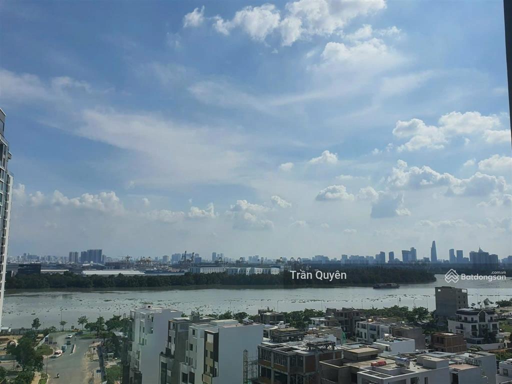 Bán căn hộ  2pn giá tốt trong khu vực, thuận tiện di chuyển 8.5 tỷ bao trọn phí  80m2  sổ