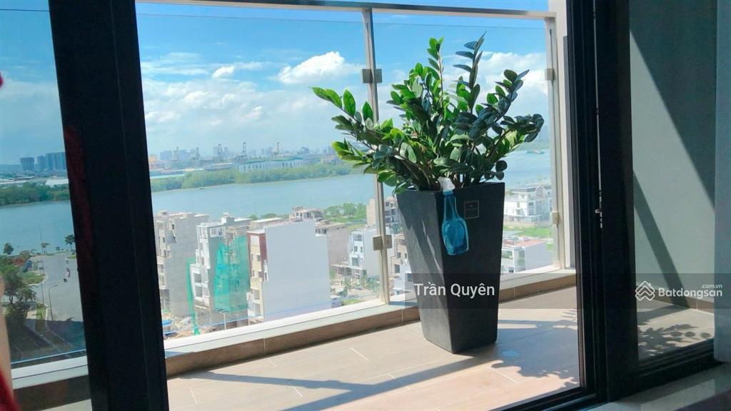 Bán căn hộ  2pn giá tốt trong khu vực, thuận tiện di chuyển 8.5 tỷ bao trọn phí  80m2  sổ