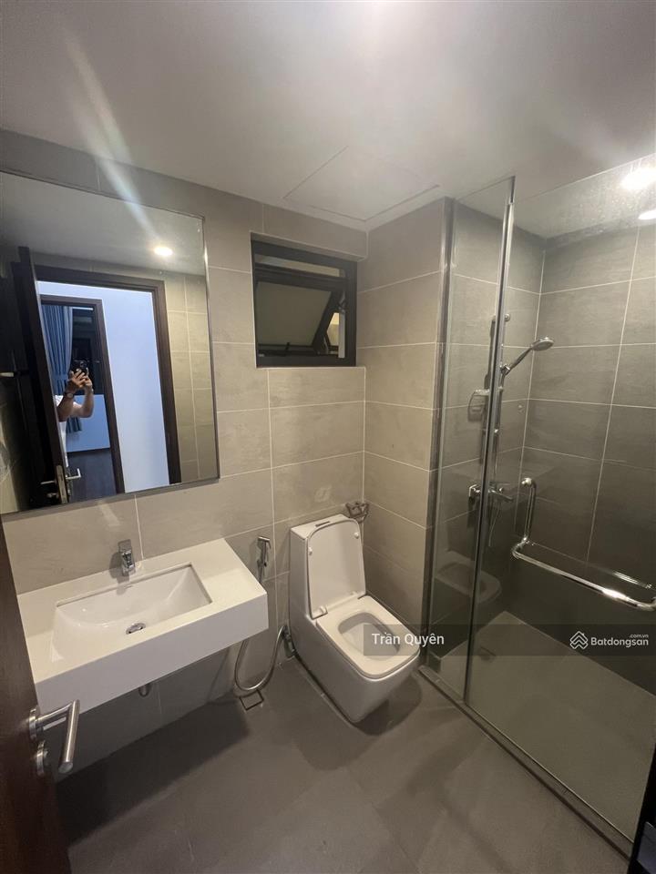 Căn hiếm 1pn  55m2  ban công đông nam  giá 6 tỷ  chốt sớm mới còn  tầng cao view sông