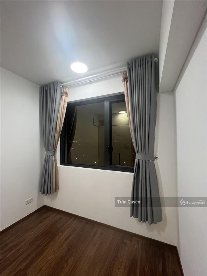 Căn hiếm 1pn  55m2  ban công đông nam  giá 6 tỷ  chốt sớm mới còn  tầng cao view sông