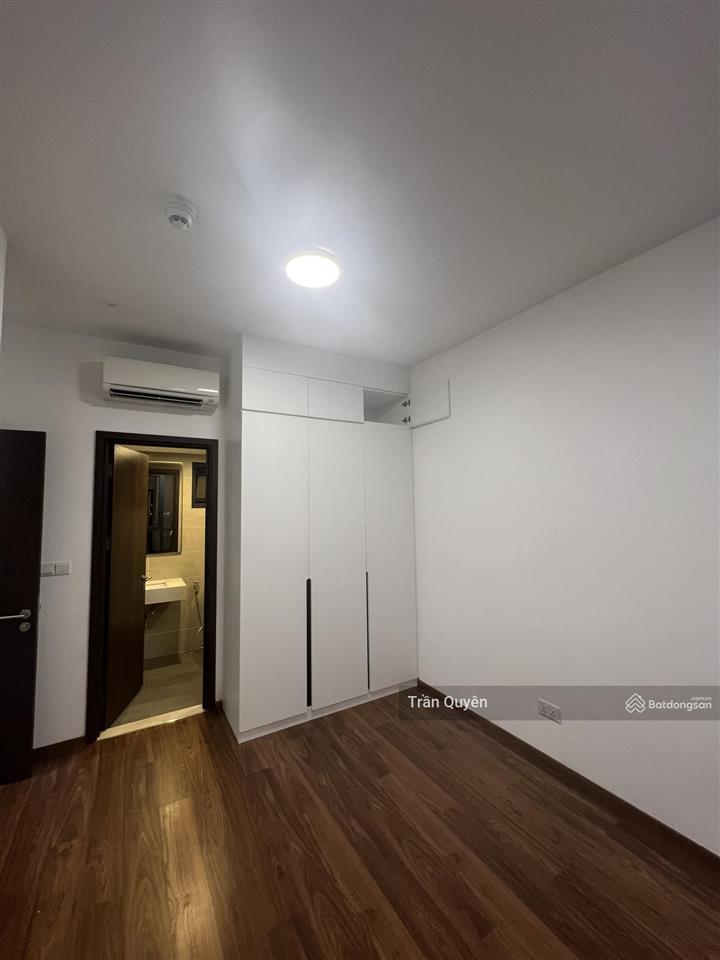 Căn hiếm 1pn  55m2  ban công đông nam  giá 6 tỷ  chốt sớm mới còn  tầng cao view sông