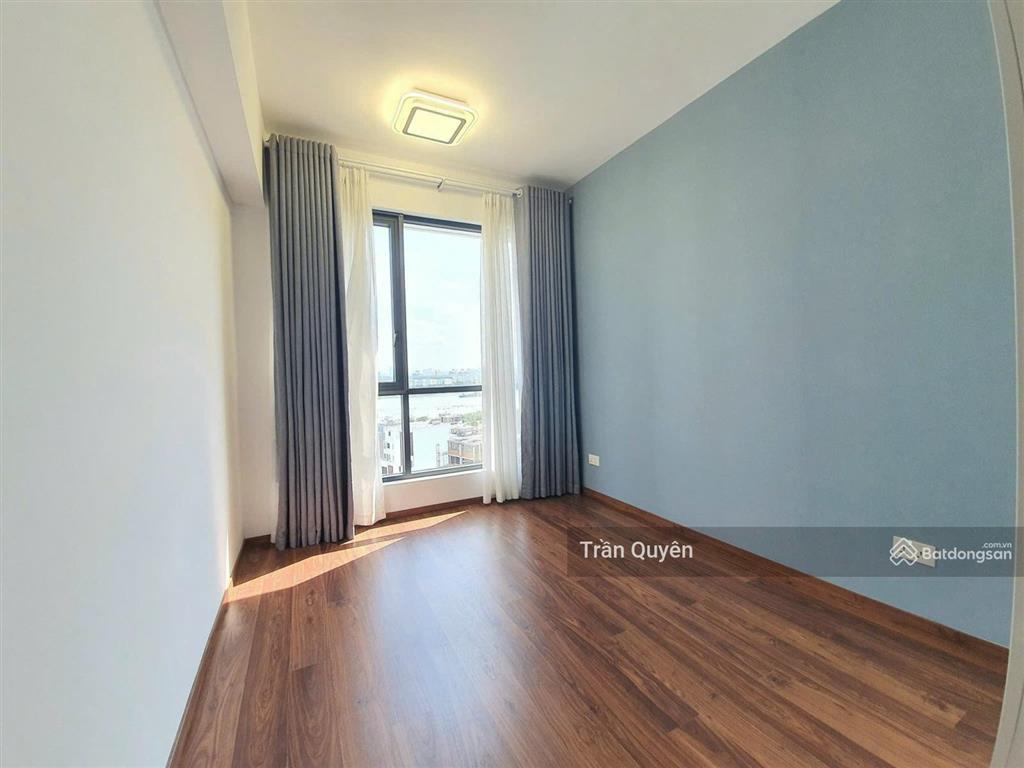 Update giá hot  2pn  8 tỷ bao trọn  79m2  chốt nhanh mới còn  tầng cao, ban công view sông