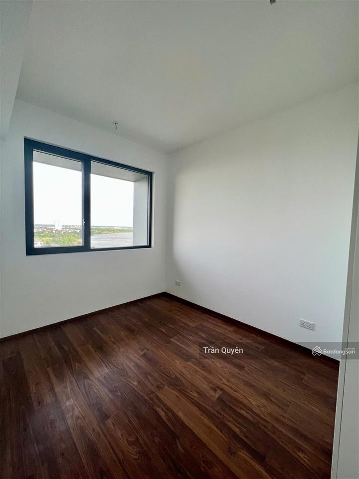 Update giá hot  2pn  8 tỷ bao trọn  79m2  chốt nhanh mới còn  tầng cao, ban công view sông