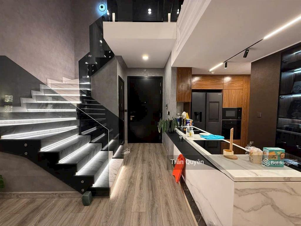 Cần bán nhanh duplex 2pn mới cực đẹp  103m2  12.5 tỷ thương lượng  sổ hồng  view landmark