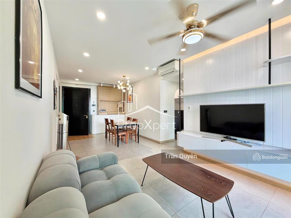 Căn hộ 3pn đang bán ra giá tốt  sẵn hd thuê  full nội thất  ban công nội khu hiếm căn 106/95m²