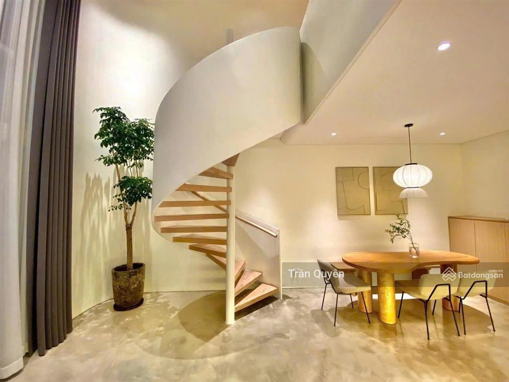 Duplex 2pn cực xinh, có guu  100m2 tầng cao  hướng đông nam  giá yêu thương 9.9 tỷ