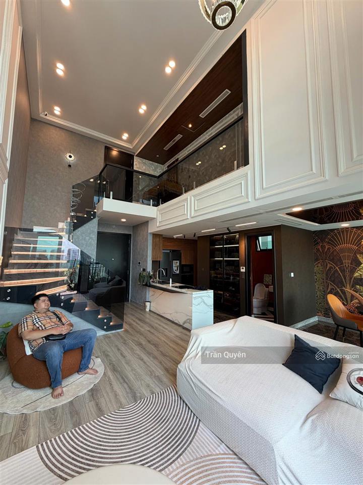 Toà nhà đẹp duplex 2pn guu xịn  giá bán 12 tỷ có thương lượng  sổ hồng  view landmark