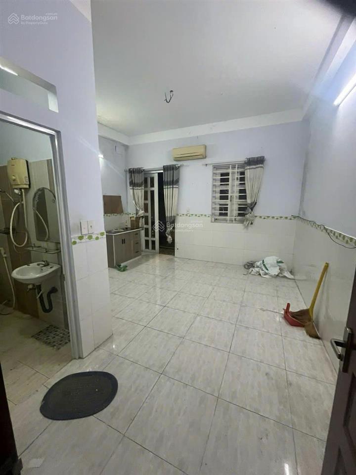 Chủ ngộp cần bán nhanh căn nhà ngay đường nguyễn thị định, 8pn 8wc giá 8,9 tỷ, sổ sẵn sang tên