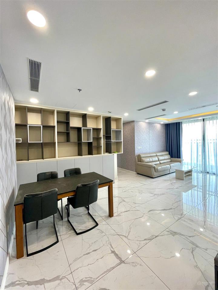 Bán căn 4pn sunshine sky city q7, 132m², sẵn hđ thuê 30tr/tháng, full nội thất giá 10.2 tỷ