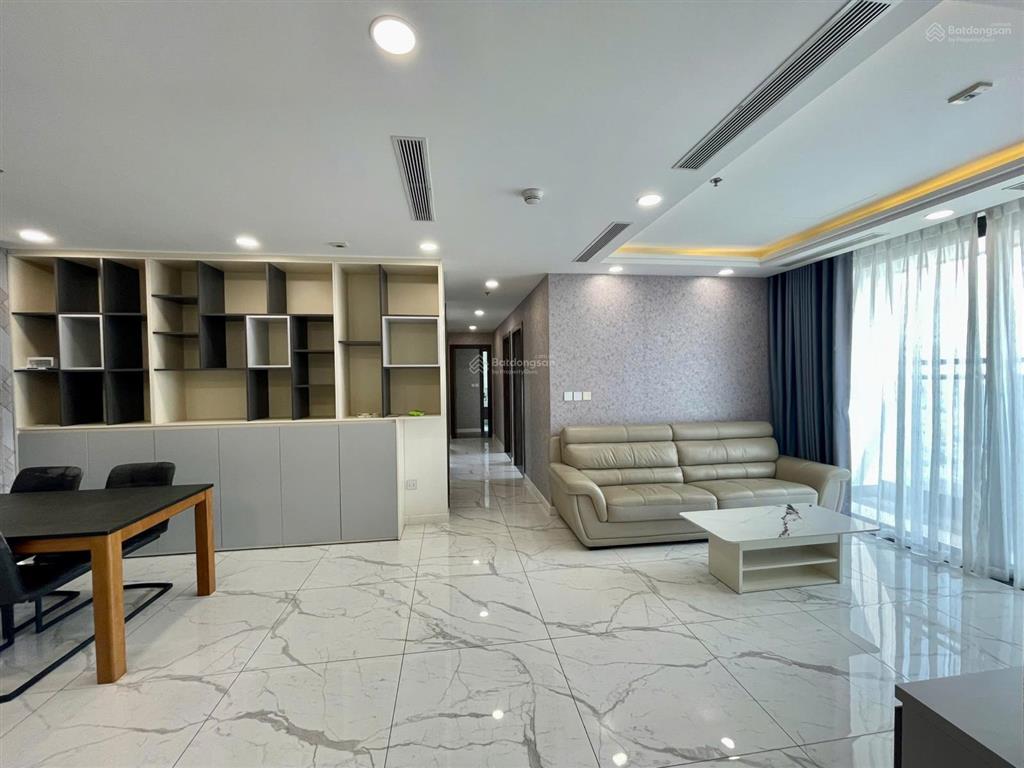 Bán căn 4pn sunshine sky city q7, 132m², sẵn hđ thuê 30tr/tháng, full nội thất giá 10.2 tỷ