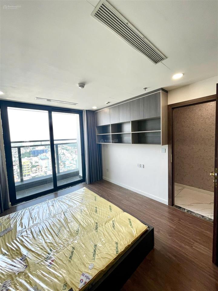 Bán căn 4pn sunshine sky city q7, 132m², sẵn hđ thuê 30tr/tháng, full nội thất giá 10.2 tỷ