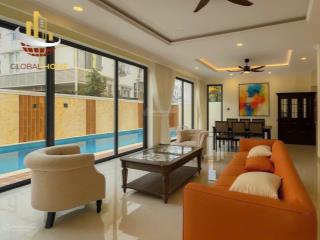 Cho thuê biệt thự view sông the everrich 3 quận 7, 266m2, 8pn, có thang máy, hồ bơi