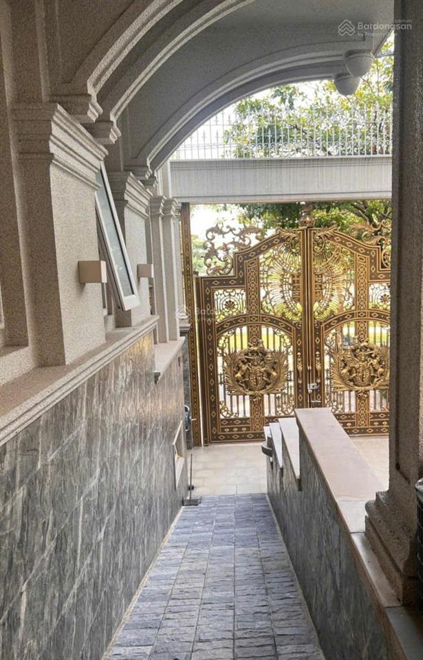 Cho thuê villa kdc trung sơn 200m2, hầm + 4 tầng, 5pn 7wc, giá 120tr/tháng
