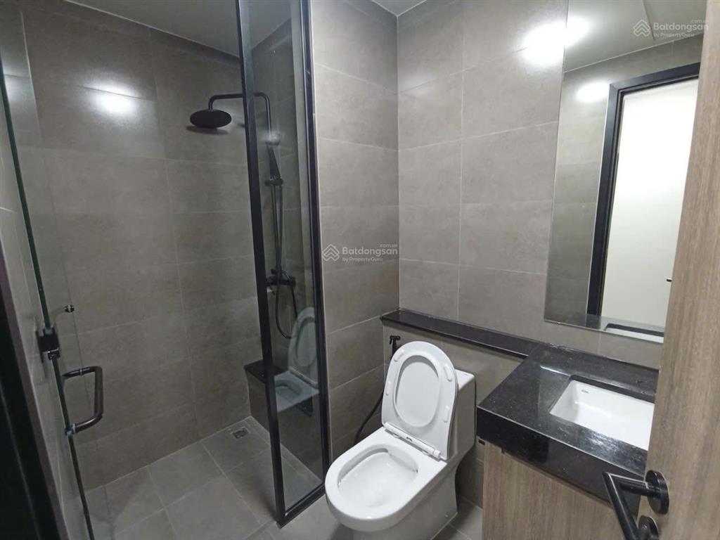 Cho thuê căn hộ de la sol quận 4, 86m2 2pn 2wc tầng cao, giá 26tr/tháng