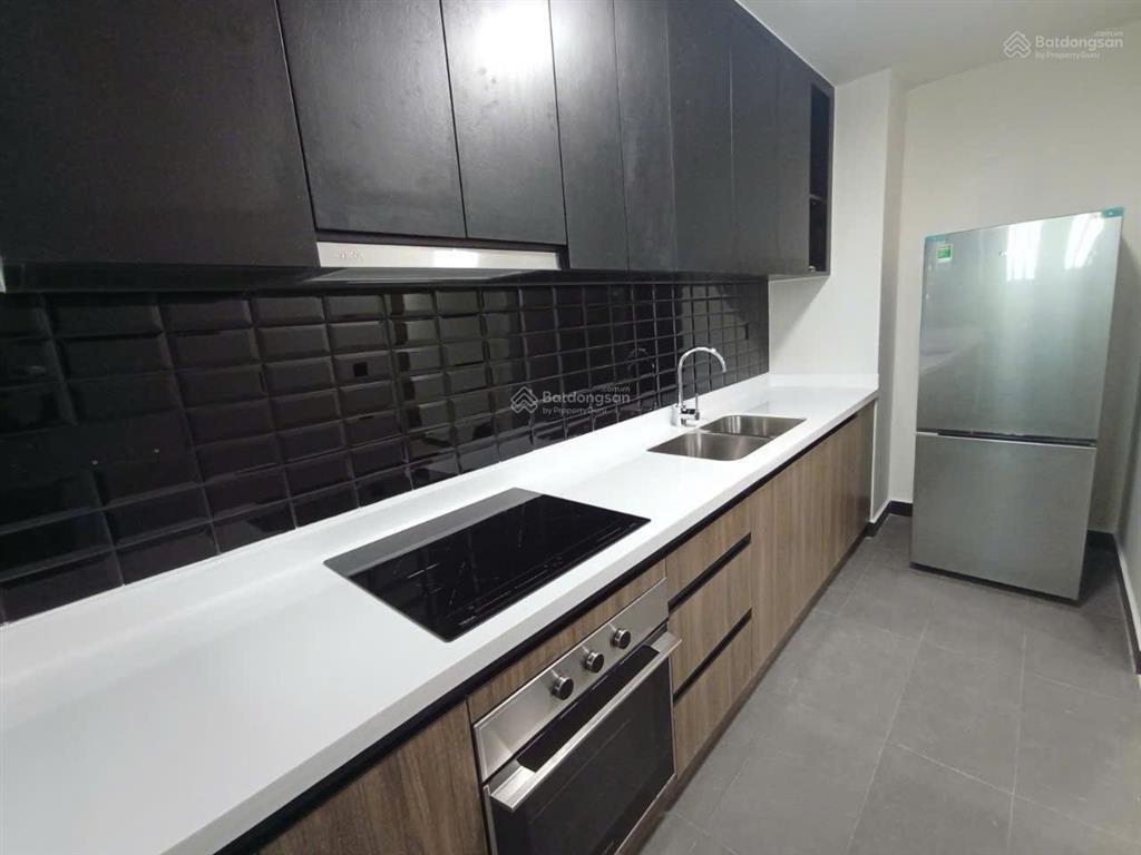 Cho thuê căn hộ de la sol quận 4, 86m2 2pn 2wc tầng cao, giá 26tr/tháng