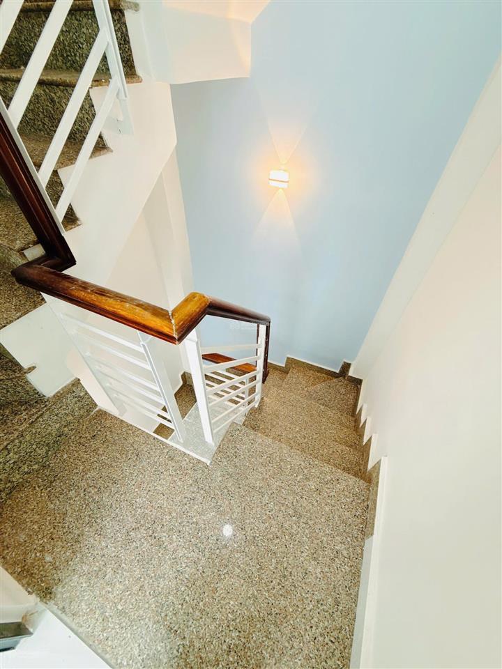 Bán nhà căn góc 2mt ba đình p8 quận 8, 3.5x6m 2 lầu mới xây, giá 2.68 tỷ