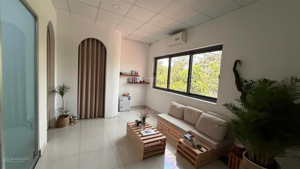 Cho thuê sàn thương mại everrich 3 quận 7, 160m2 tầng 2 làm văn phòng, giá thuê 22tr