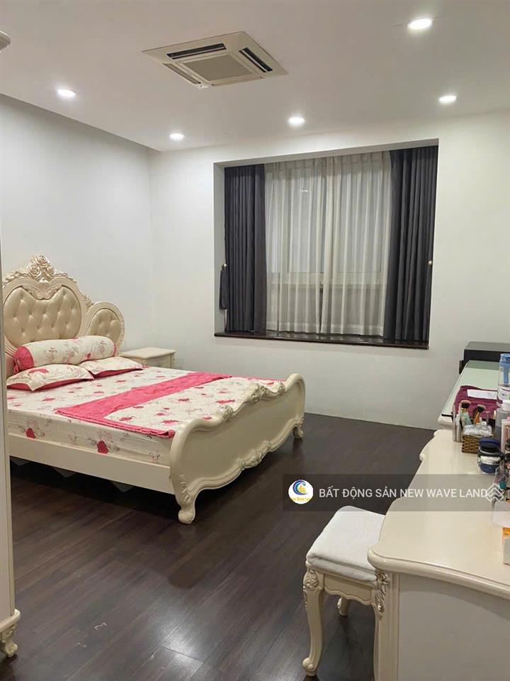 Cho thuê nhà kdc him lam quận 7, 5x20m 1 hầm 3 lầu, phù hợp làm vp/kinh doanh giá 50tr