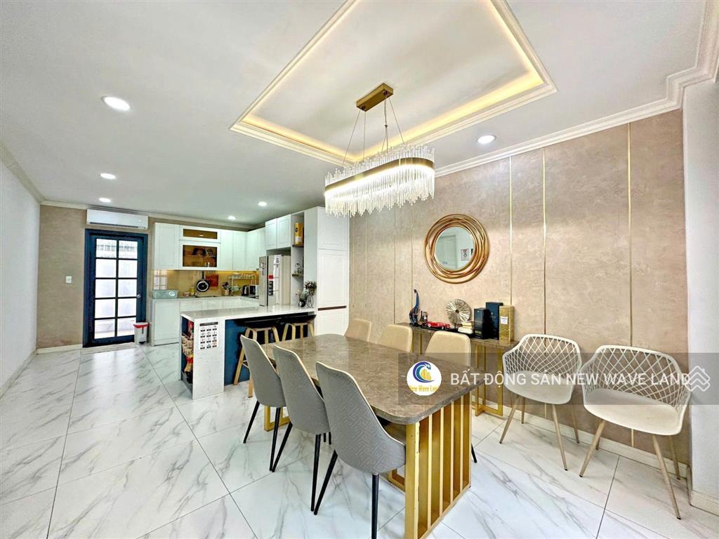 Cho thuê villa hồ bơi sân thượng nguyễn văn linh q7, 350m2 5pn  karaoke, giá 65tr