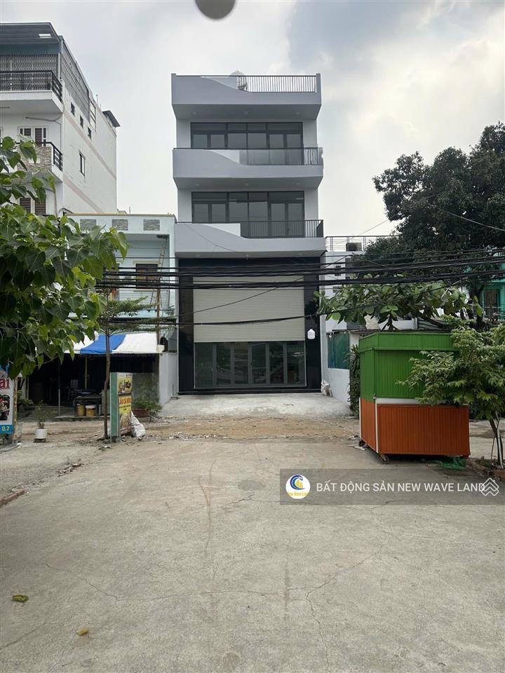 Cho thuê nhà mặt tiền nguyễn văn linh q7, 60m2 ngang 7m trống suốt làm văn phòng giá 40tr