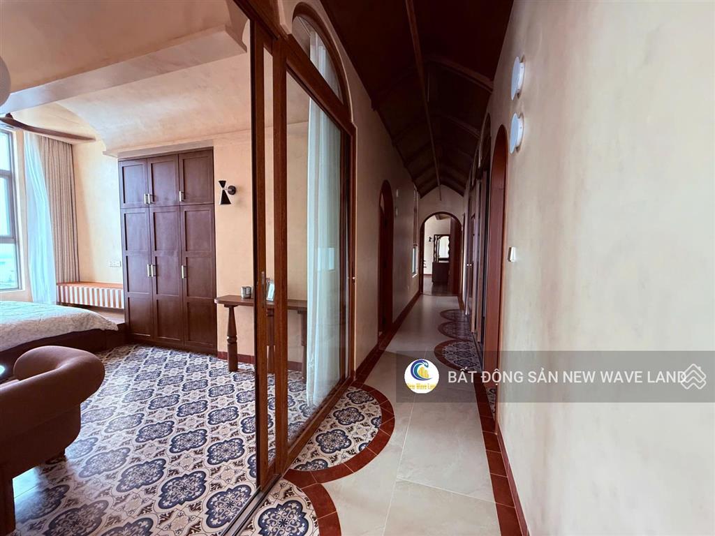 Cho thuê penthouse river panorama q7, 220m2 4pn 3wc tầng cao view sông trực diện, giá 80tr