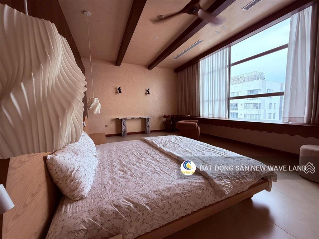 Cho thuê penthouse river panorama q7, 220m2 4pn 3wc tầng cao view sông trực diện, giá 80tr