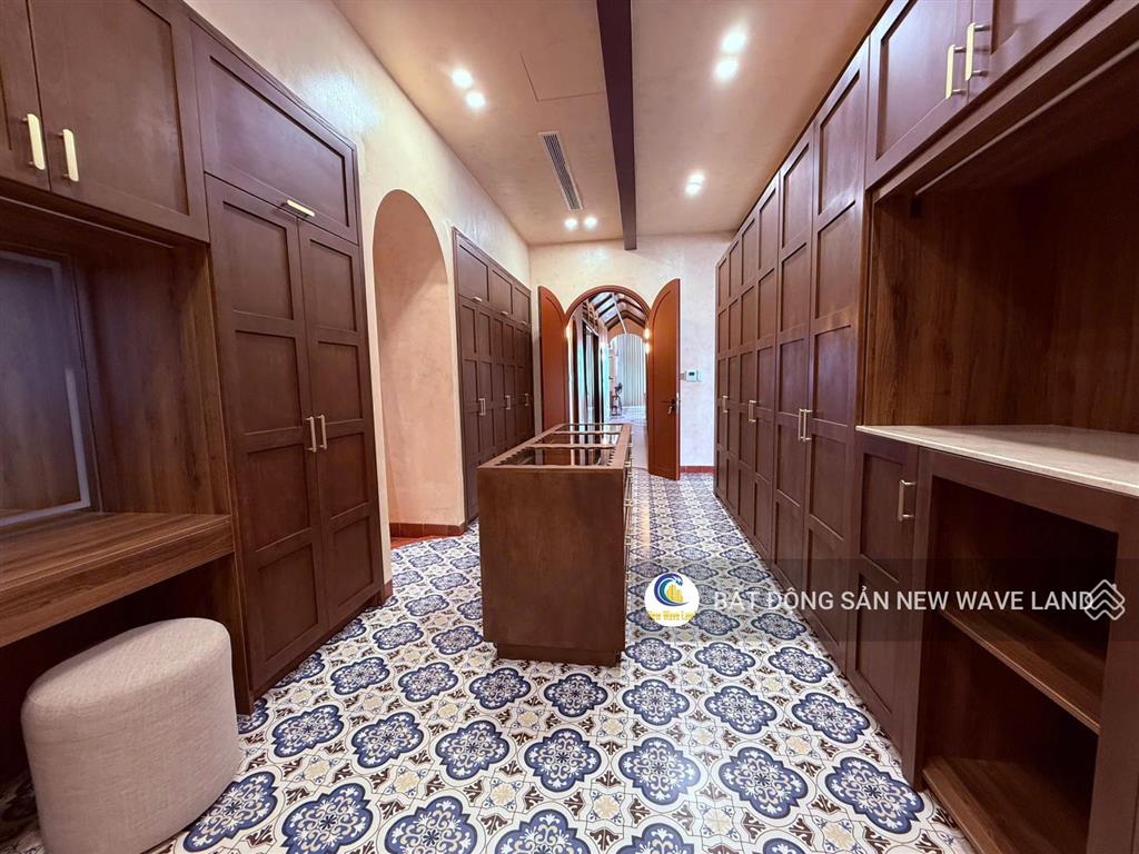 Cho thuê penthouse river panorama q7, 220m2 4pn 3wc tầng cao view sông trực diện, giá 80tr