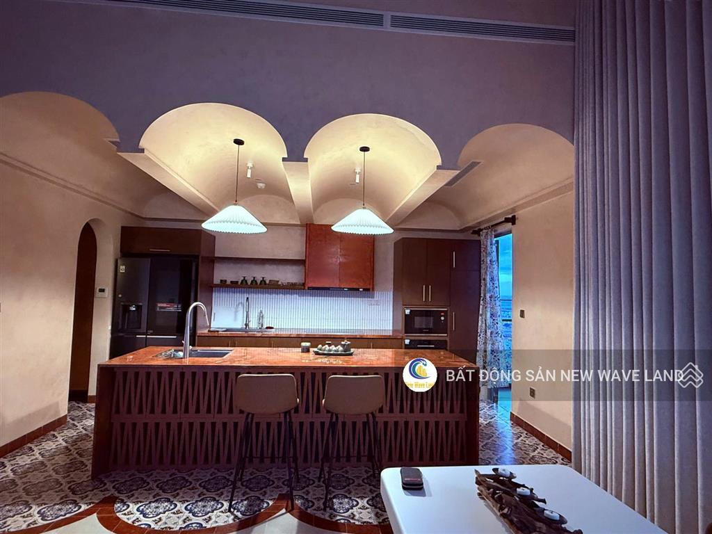 Cho thuê penthouse river panorama q7, 220m2 4pn 3wc tầng cao view sông trực diện, giá 80tr