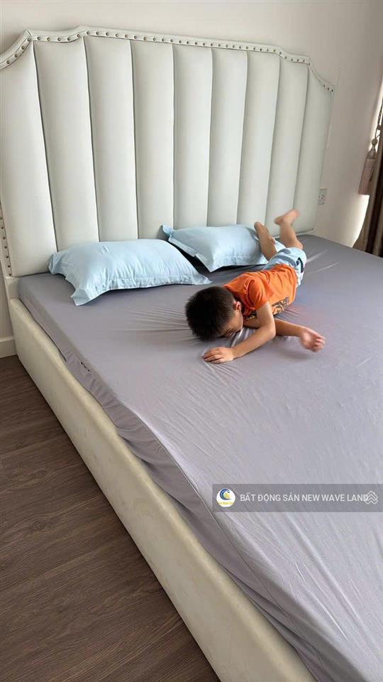 Cho thuê căn hộ a1 sunshine sky city 70m2 2pn 2wc, tầng cao, full nt đẹp, giá thuê 17tr