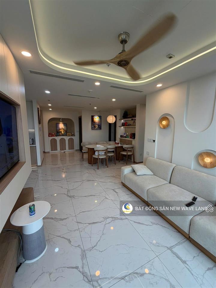 Bán căn góc 3pn sunshine sky city quận 7, 102m2, ntcb, giá 7.5 tỷ  hđmb